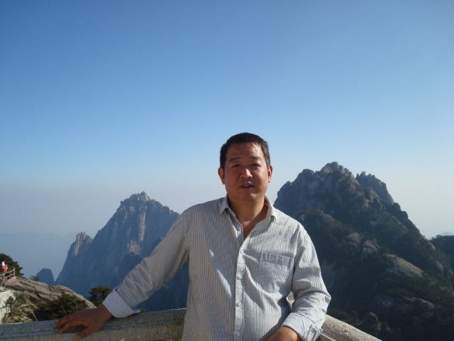 5教師第一黨支部 盛志杰.jpg 5教師第一黨支部 盛志杰.jpg