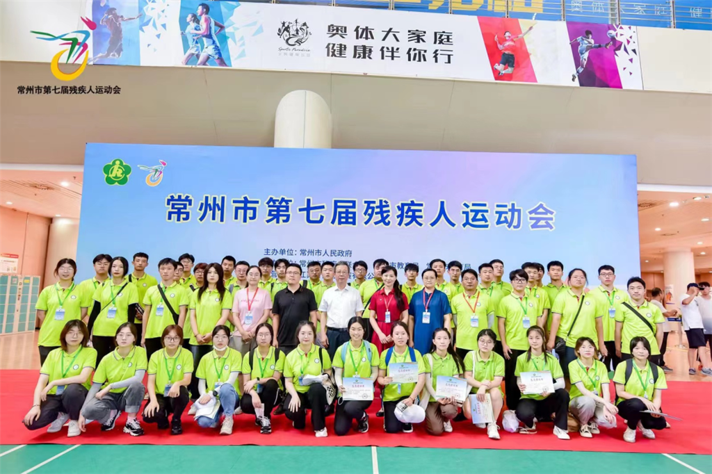 支部志愿者參加社會(huì)活動(dòng)(3).png 支部志愿者參加社會(huì)活動(dòng)(3).png