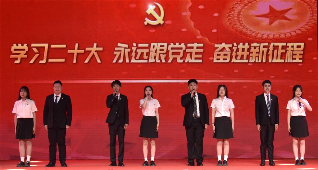 09朗誦.JPG 09朗誦.JPG