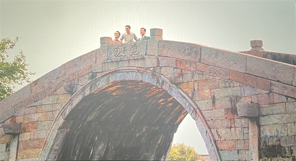 影片劇照.jpg 影片劇照.jpg