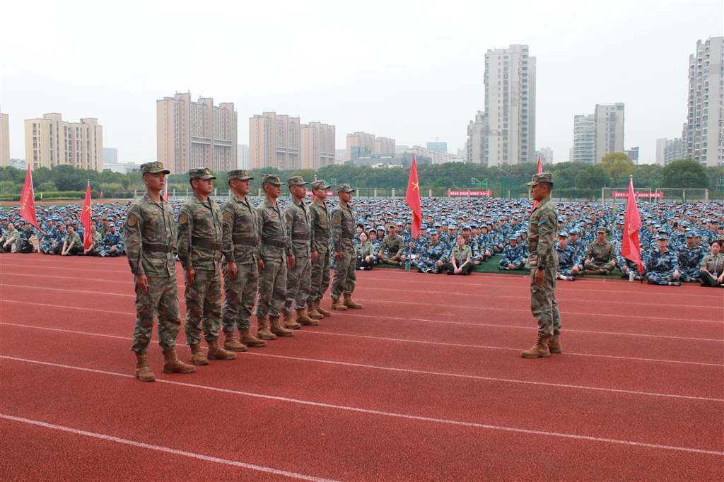 6-1展示.JPG 6-1展示.JPG