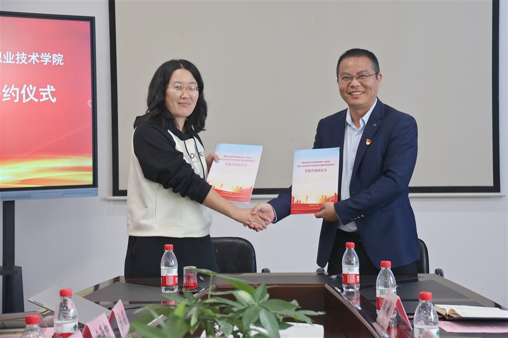 269A3714.JPG 269A3714.JPG