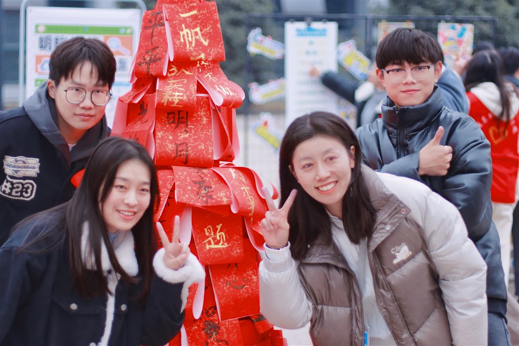 系列一(圖1).JPG 系列一(圖1).JPG