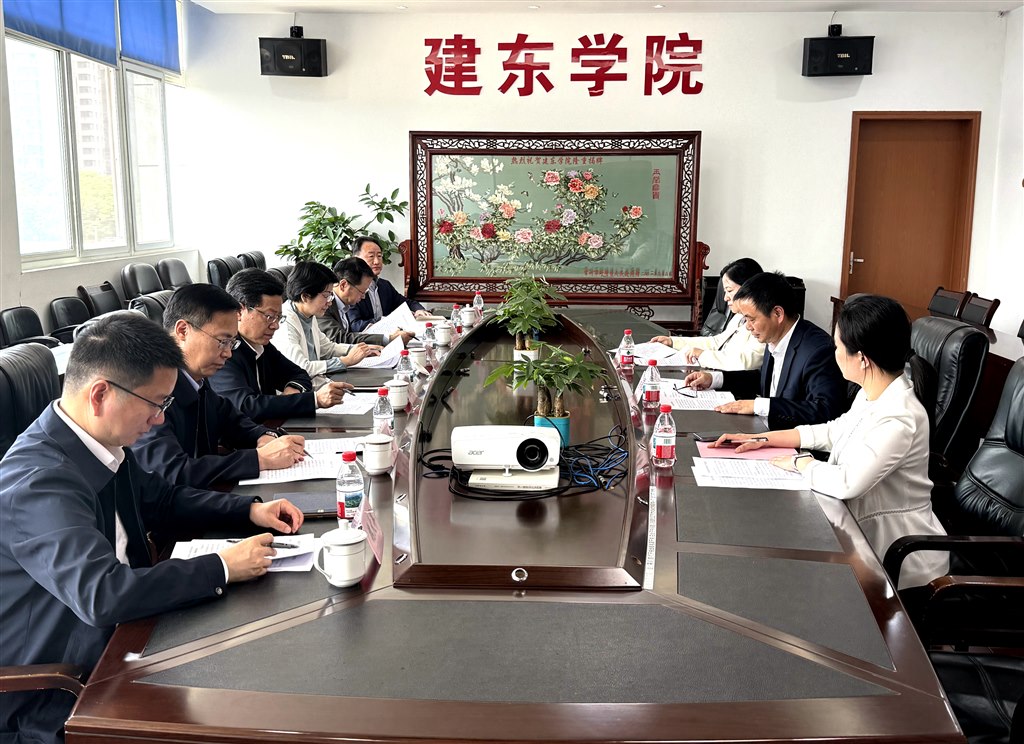 2座談.jpg 2座談.jpg