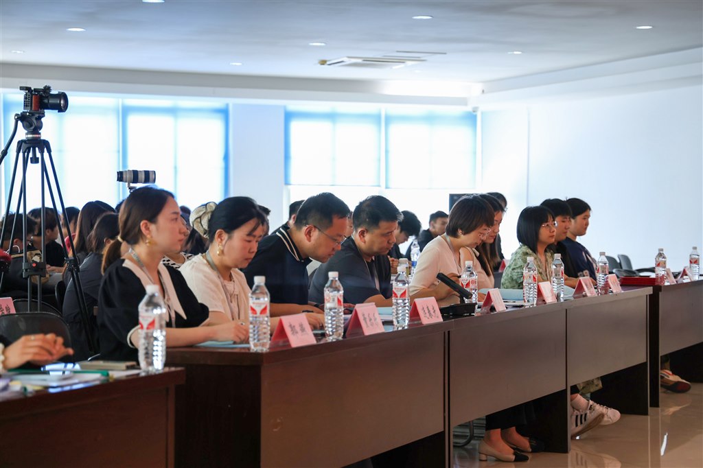 1J5A0010.jpg 1J5A0010.jpg